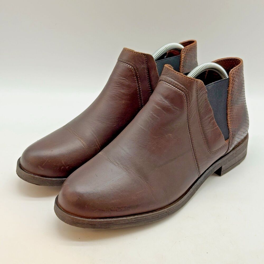 Clarks Demi 2 Beat Chelsea Ankle Boot Women’s 11M Brown Oiled Leather Snakeskin